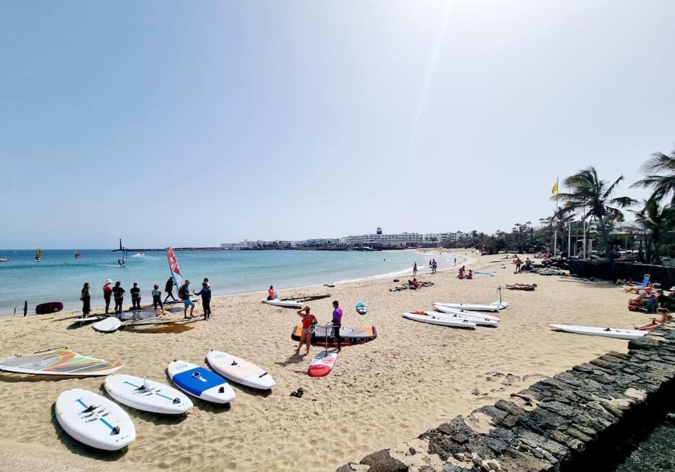 Pequeno Bungalow Firt Line Of The Sea Costa Teguise Exterior foto